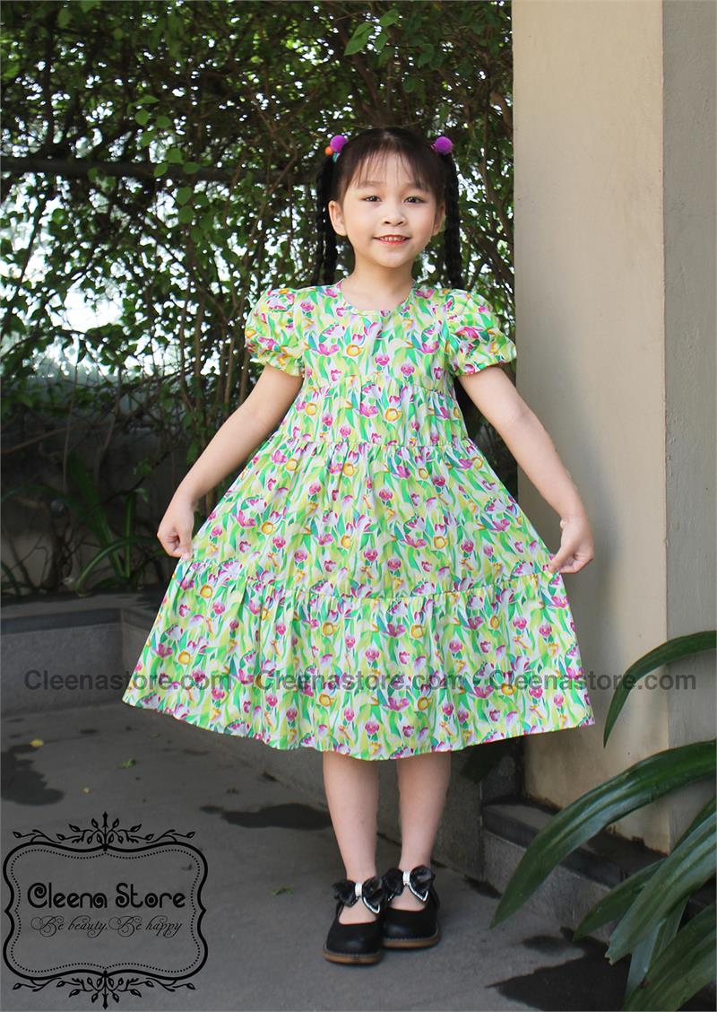 Đầm xòe 3 tầng, tay 2 lớp, họa tiết hoa vàng xanh