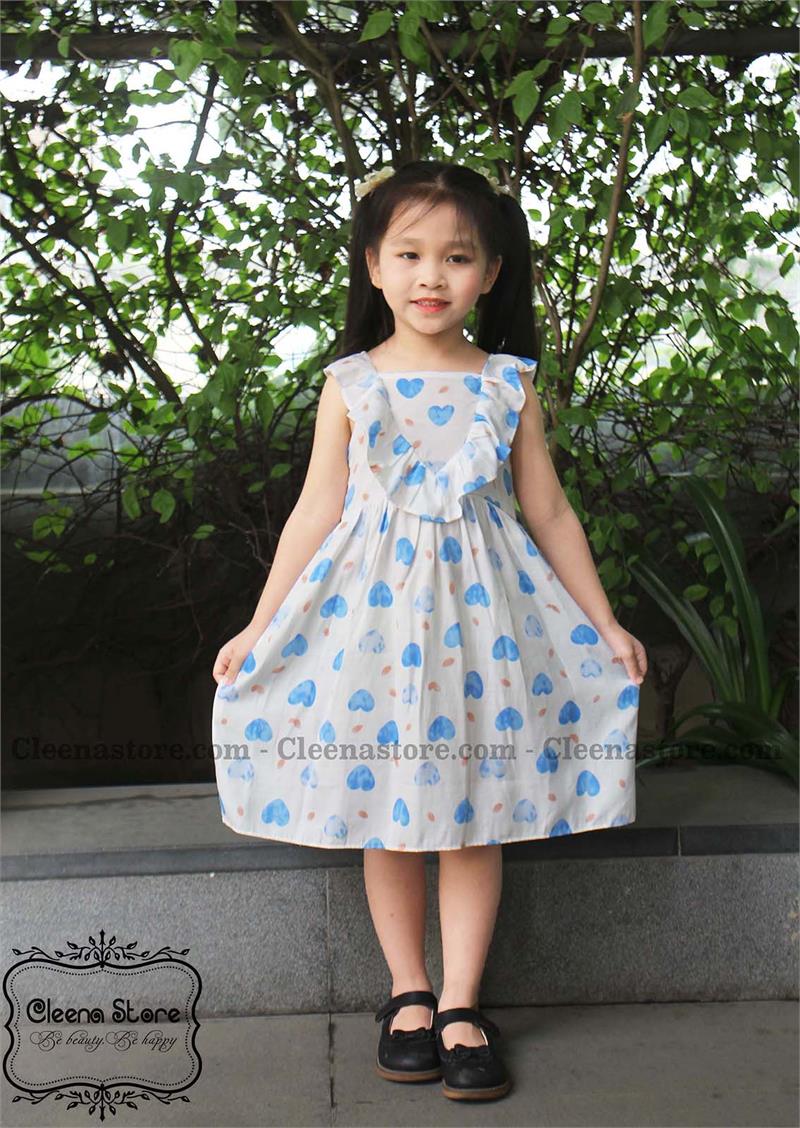 Đầm đũi tim xanh nền trắng bèo V