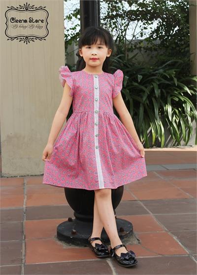 Váy xòe tay cánh tiên nẹp trắng giả đính cúc màu hồng