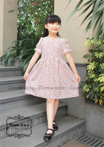 Đầm xòe cổ vuông tay viền ren hoa nhí đỏ hồng nền trắng