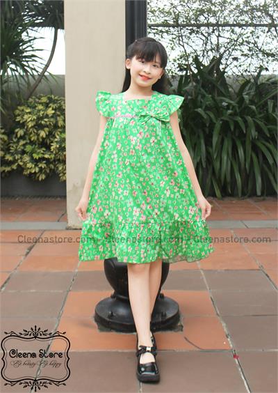 Đầm A cổ vuông đính nơ cầu ngực màu xanh lá