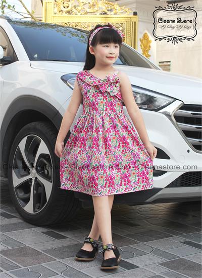 Đầm xòe lệch vai hoa tím