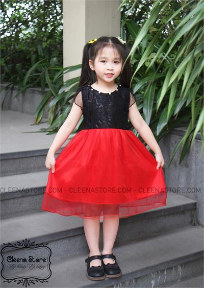 Đầm xòe ren đen phối lưới đỏ tay ngắn