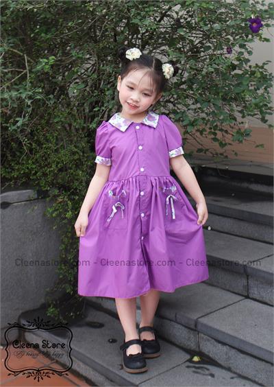 Đầm màu tím mở cúc phối hai túi